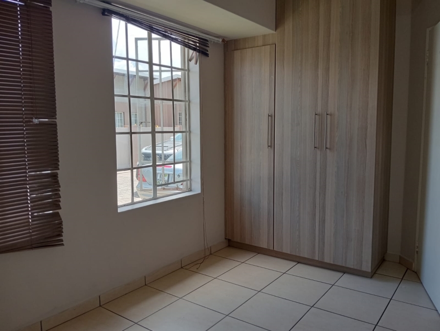 To Let 3 Bedroom Property for Rent in Waterval East North West
